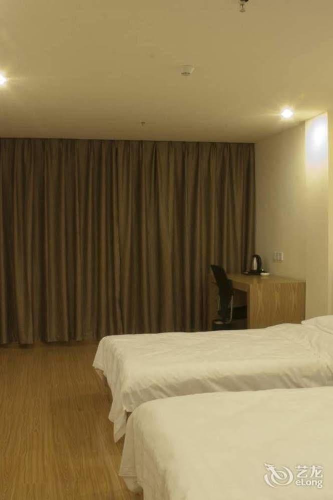 Loft Inn Qingyuan Lianjiang Road Branch Qingyuan (Guangdong) Extérieur photo